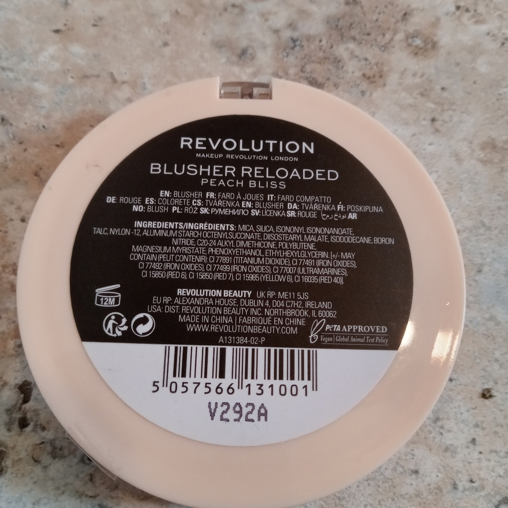 Revolution Powder Blush — Dusty Pink - Picture 2 of 2